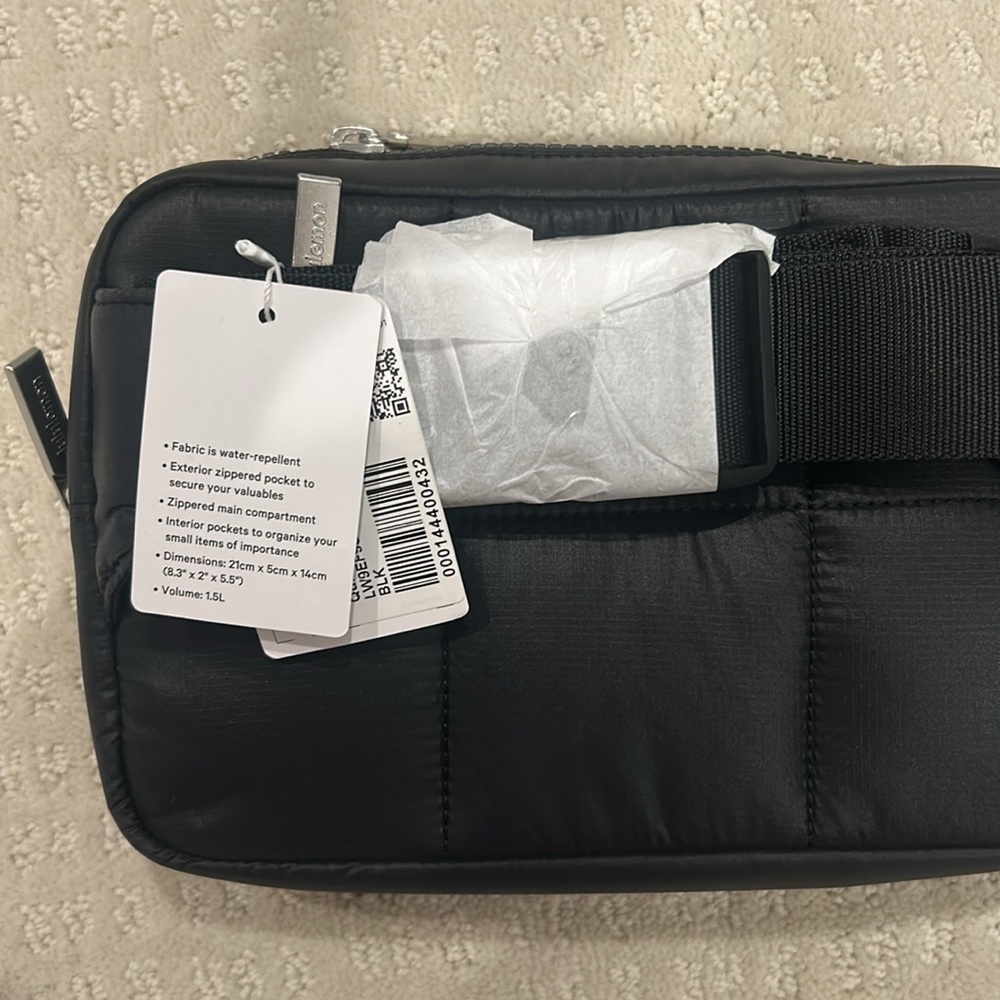 NWT Lululemon Athletica Quilted Grid Belt Bag In Black - Picture 2 of 4